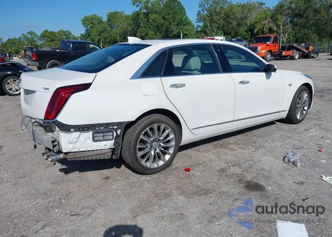 2017 Cadillac Ct6 Luxury z USA, uszkodzony, nr VIN 1G6KD5RS4HU206444